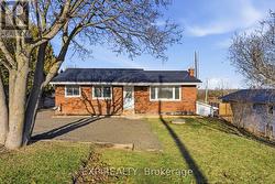 696 WHITES ROAD Quinte West (Sidney Ward), ON K8V 5P8