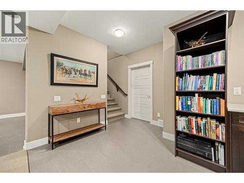 1768 Split Rail Place, Kelowna, BC - Indoor