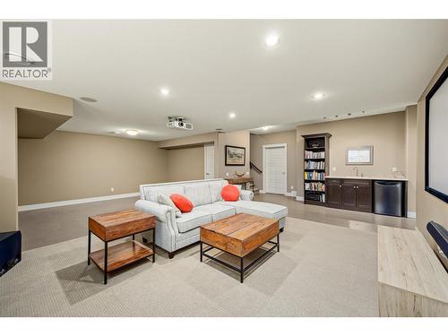 1768 Split Rail Place, Kelowna, BC - Indoor