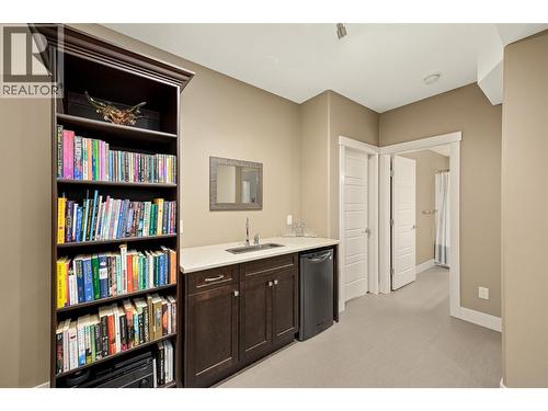 1768 Split Rail Place, Kelowna, BC - Indoor