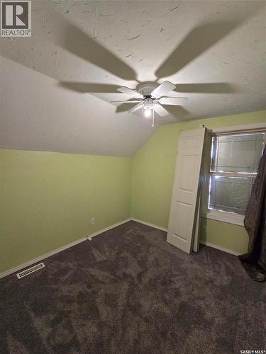 298 7Th Avenue, Broadview, SK - Indoor Photo Showing Other Room