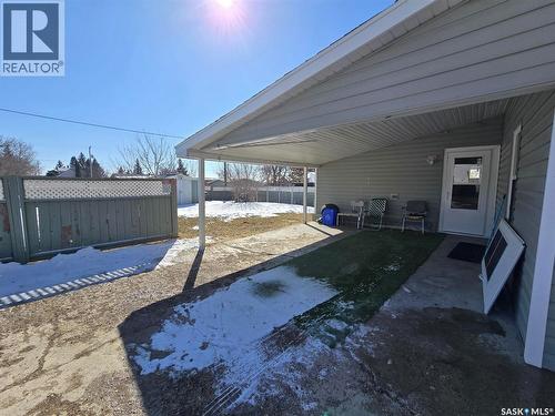 298 7Th Avenue, Broadview, SK - Outdoor With Exterior