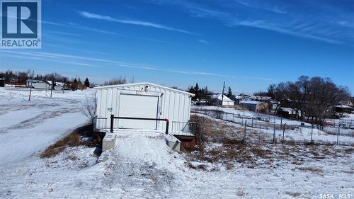 901 Railway Avenue, Hanley, SK 