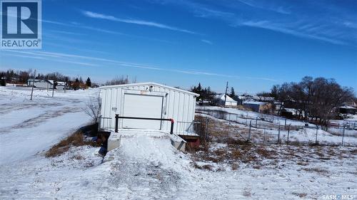 901 Railway Avenue, Hanley, SK 