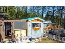 12 Eacrett Road Radium Hot Springs, BC V0A 1M0