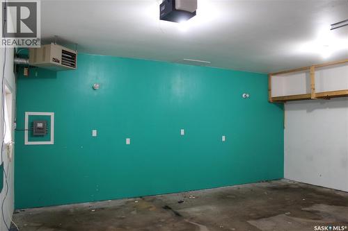 120 Main Street, Midale, SK - Indoor Photo Showing Other Room