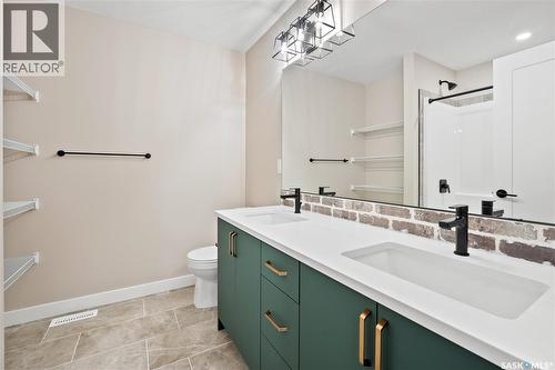 214 Yuel Lane, Saskatoon, SK - Indoor Photo Showing Bathroom