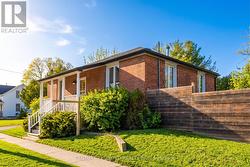 424 VICTORIA STREET Cobourg, ON K9A 3G9