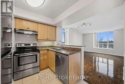 602 - 515 ROSEWELL AVENUE Toronto, ON M4R 2J3