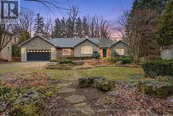 65 JERSEYVILLE ROAD E  Hamilton, ON L9G 1K2