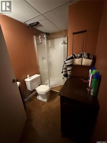 104 Railway Avenue E, Shellbrook, SK - Indoor Photo Showing Bathroom