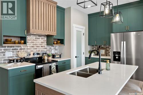 205 Yuel Lane, Saskatoon, SK - Indoor Photo Showing Kitchen With Double Sink With Upgraded Kitchen