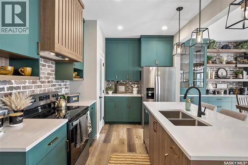 205 Yuel Lane, Saskatoon, SK - Indoor Photo Showing Kitchen With Double Sink With Upgraded Kitchen
