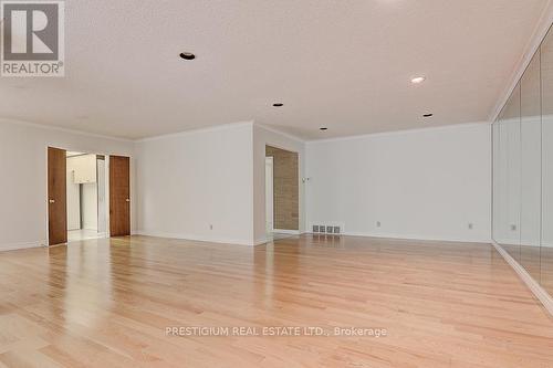 57 Laureleaf Road, Markham, ON - Indoor Photo Showing Other Room