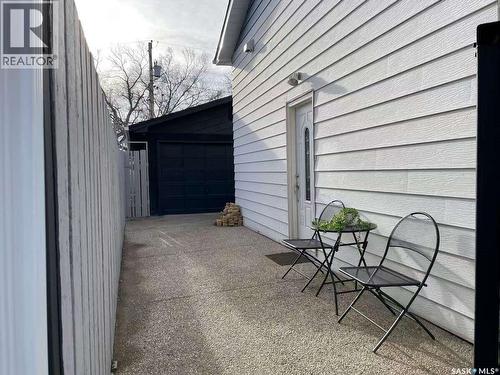 7227 6Th Avenue, Regina, SK - Outdoor With Exterior