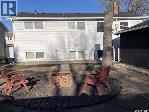 7227 6Th Avenue, Regina, SK - Outdoor