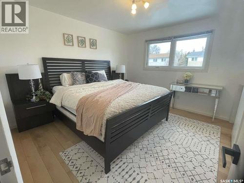 7227 6Th Avenue, Regina, SK - Indoor Photo Showing Bedroom
