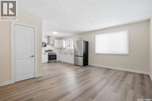 505 L Avenue N, Saskatoon, SK - Indoor Photo Showing Kitchen