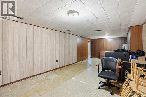 2 Ling Street, Saskatoon, SK - Indoor