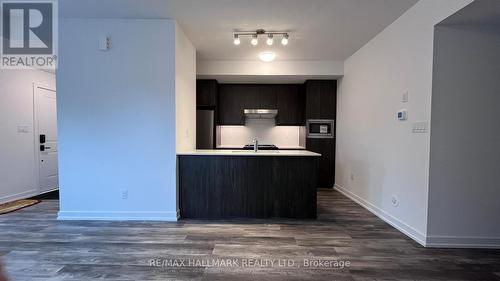 120 - 51 Jefferson Side Road, Richmond Hill, ON - Indoor Photo Showing Kitchen