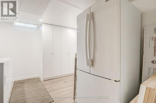 1311 Aldridge Crescent, Burlington, ON - Indoor