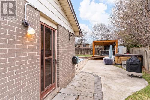 1311 Aldridge Crescent, Burlington, ON - Outdoor With Deck Patio Veranda