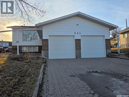 624 7Th Avenue Ne, Swift Current, SK - Outdoor