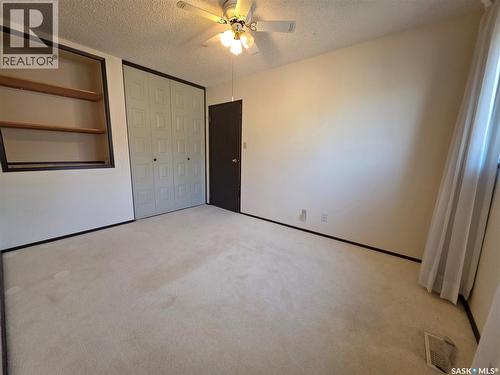 624 7Th Avenue Ne, Swift Current, SK - Indoor Photo Showing Other Room