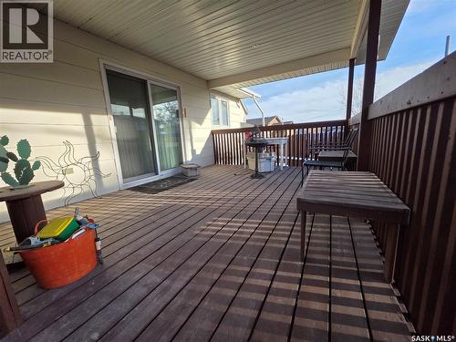 624 7Th Avenue Ne, Swift Current, SK - Outdoor With Deck Patio Veranda With Exterior