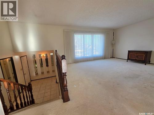 624 7Th Avenue Ne, Swift Current, SK - Indoor Photo Showing Other Room