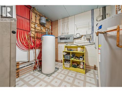 3676 Mcbride Road, Blind Bay, BC - Indoor Photo Showing Basement
