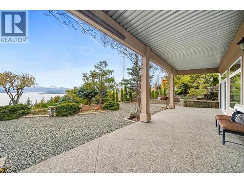 3676 Mcbride Road, Blind Bay, BC - Outdoor