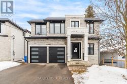 367 PENN AVENUE Newmarket, ON L3Y 2S7