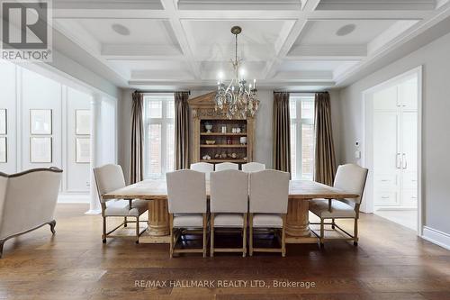 24 Bluff Trail, King, ON - Indoor Photo Showing Dining Room