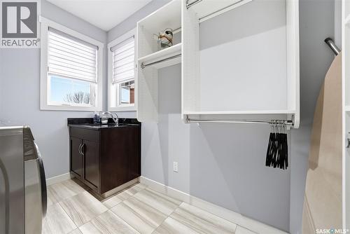 3921 Red Lily Bay, Regina, SK - Indoor