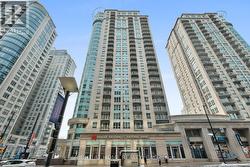 2302 - 234 RIDEAU STREET  Ottawa, ON K1N 0A9