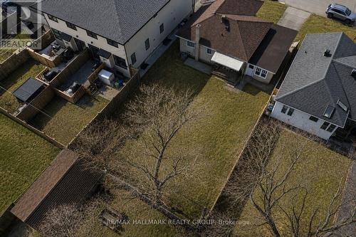 211 Columbus Avenue, Ottawa, ON - Outdoor