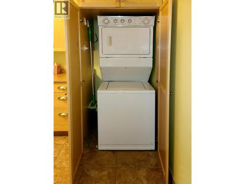 112 Corey Road, Quesnel, BC - Indoor Photo Showing Laundry Room