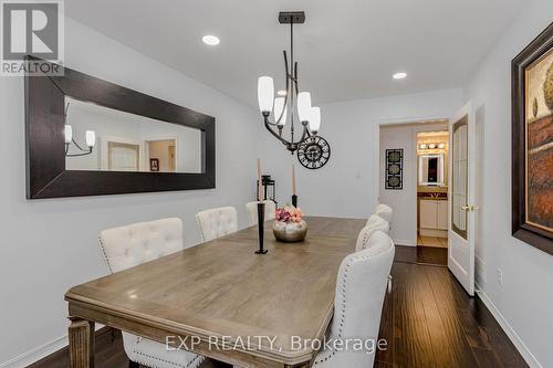 32 Vineberg Drive, Hamilton, ON - Indoor Photo Showing Dining Room