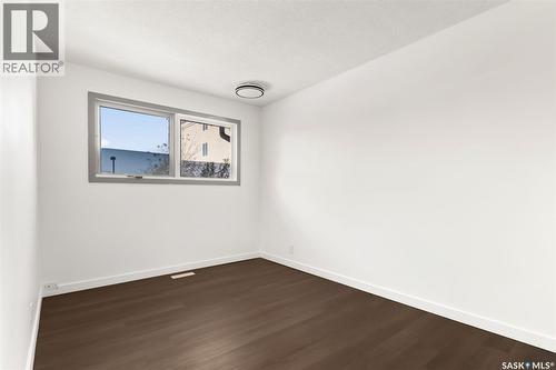78 Spence Street, Regina, SK - Indoor Photo Showing Other Room