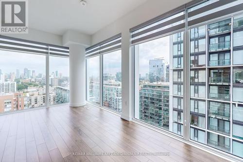 1908 - 158 Front Street E, Toronto, ON - Indoor Photo Showing Other Room