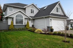 611 Ermineskin Ave Parksville, BC V9P 2S1