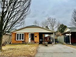 259 CAMILLE Crescent Waterloo, ON N2K 3B8