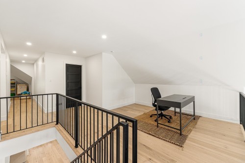 Mezzanine - 27 Rue De L'Orée-Des-Bois, Saint-Denis-De-Brompton, QC - Indoor