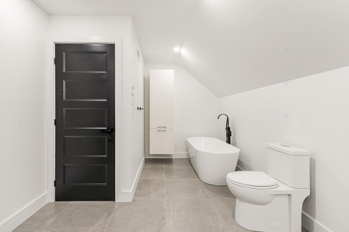 Salle de bains - 27 Rue De L'Orée-Des-Bois, Saint-Denis-De-Brompton, QC - Indoor