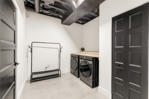 Salle de lavage - 27 Rue De L'Orée-Des-Bois, Saint-Denis-De-Brompton, QC - Outdoor With Exterior