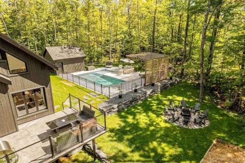 Photo aérienne - 27 Rue De L'Orée-Des-Bois, Saint-Denis-De-Brompton, QC - Outdoor With In Ground Pool With Backyard