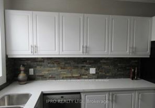 835 King Street E, Hamilton, ON 