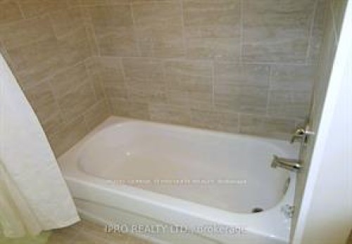 835 King Street E, Hamilton, ON 