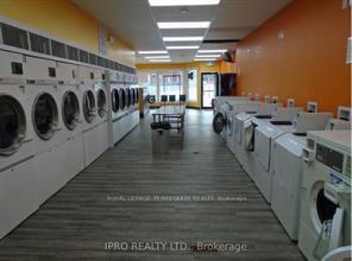 835 King Street E, Hamilton, ON 